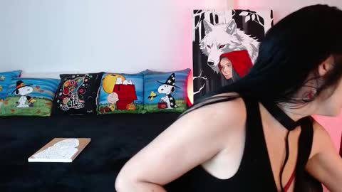 Snapshot of alma_art_ chatting on October 6, 9:43 pm alma_art_ online show from October 6, 9:43 pm