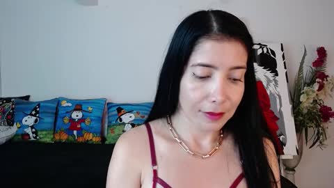 Snapshot of alma_art_ chatting on October 15, 9:48 pm alma_art_ online show from October 15, 9:48 pm