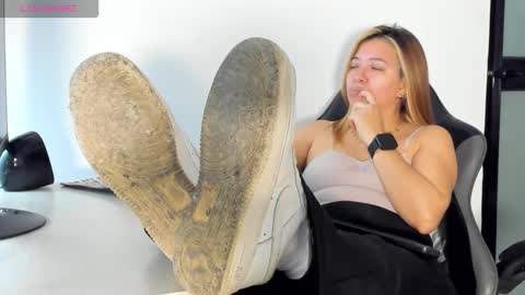 ALMA FENIX  online show from March 9, 12:43 pm