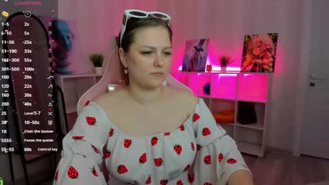 alma_jons online show from April 30, 12:26 am