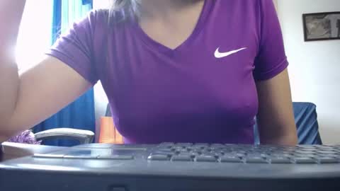 Arhantxa online show from August 1, 7:37 pm