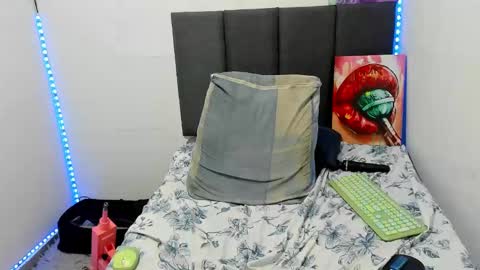 Alma online show from March 6, 1:37 am