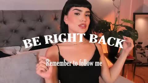 Mia online show from July 2, 1:38 pm