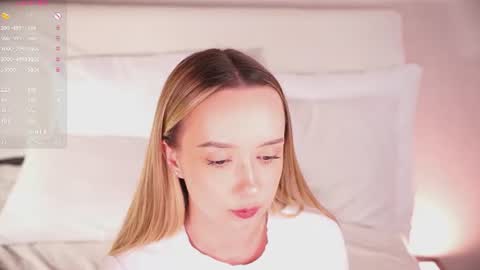 Lia online show from June 27, 12:22 pm