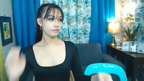 Alondra online show from April 22, 12:23 pm