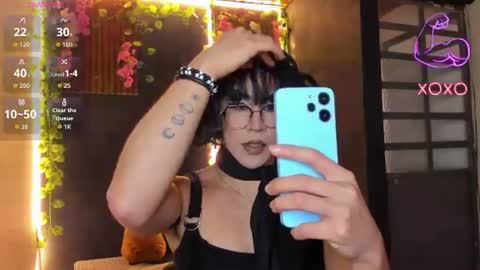 Hazel Bowie online show from July 28, 6:31 pm