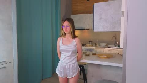 Alorena online show from December 14, 3:51 pm