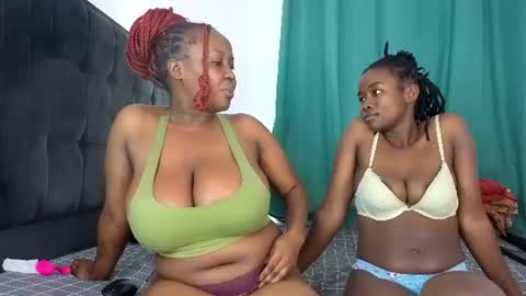 alotta_titties online show from June 21, 9:16 am