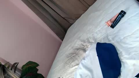 Snapshot of alove_too_last chatting on September 23, 2:55 pm LEXY online show from September 23, 2:55 pm