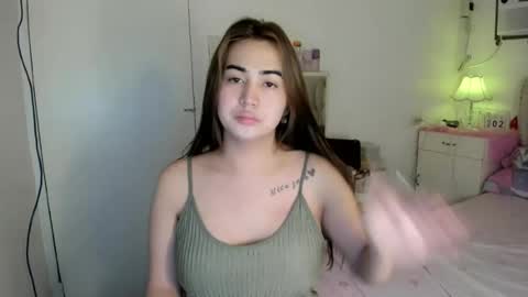 alovelydollnica online show from August 2, 1:29 am