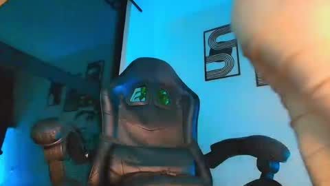 alpha_dominus_ online show from July 8, 3:32 am
