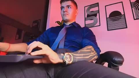 alpha_dominus_ online show from July 5, 4:19 am