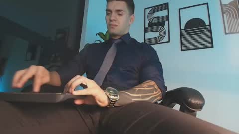 alpha_dominus_ online show from July 15, 3:23 am