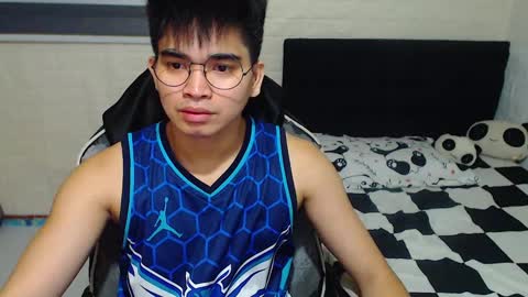 Angelo online show from December 7, 11:45 am