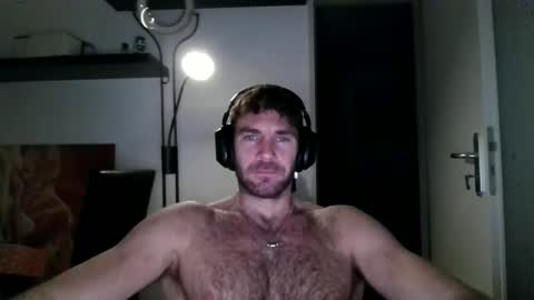 alphah_hunk online show from November 21, 10:30 pm