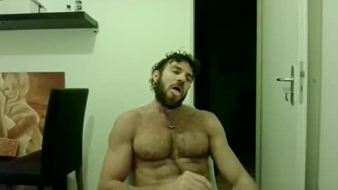 alphah_hunk online show from October 24, 7:03 pm