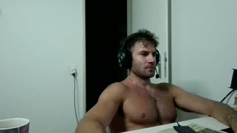 alphah_hunk online show from August 5, 7:55 pm