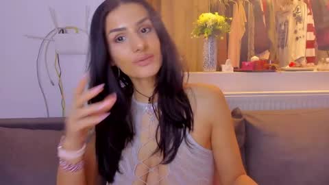 Michelle online show from April 22, 7:32 pm