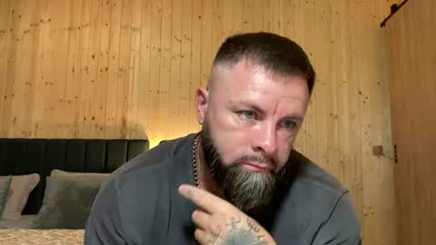 Jhonny online show from June 18, 2:17 am
