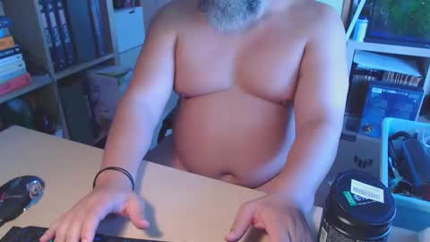 Snapshot of alpistesub chatting on September 17, 11:13 am alpistesub online show from September 17, 11:13 am