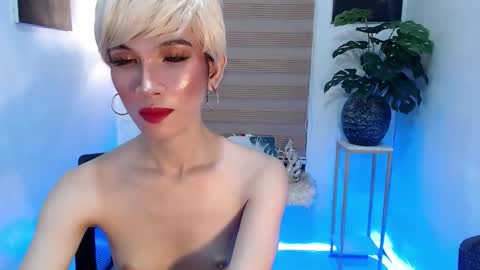 Snapshot of althea_fox chatting on October 13, 4:31 pm althea online show from October 13, 4:31 pm