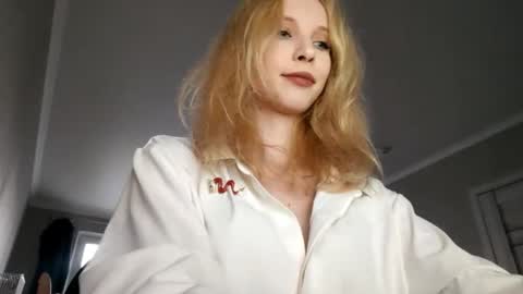 Snapshot of altheadoyel chatting on September 24, 3:19 pm May online show from September 24, 3:19 pm