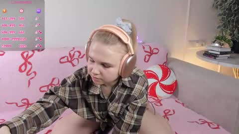 Betty online show from March 13, 6:22 pm