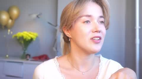 Amelia NEXT STREAM  online show from May 5, 2:12 pm