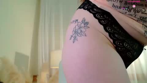 Lilu online show from July 26, 6:44 am