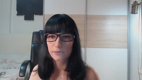 Alice online show from October 4, 11:08 am