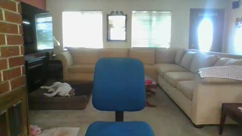 alyjeanne0420 online show from February 3, 8:35 pm