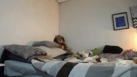 Alyn Maria online show from November 30, 2:29 am