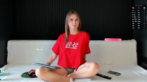 Alena online show from September 27, 1:09 pm