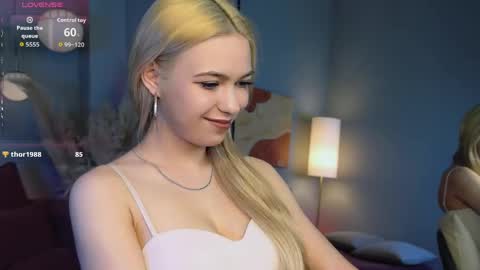 Alysia online show from May 4, 12:17 am