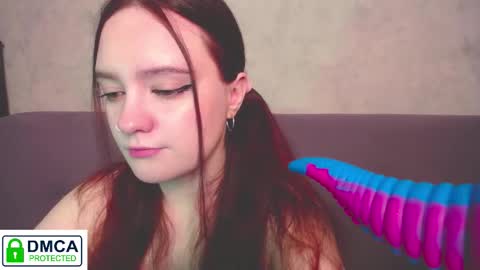 Alyssa online show from November 11, 9:44 am