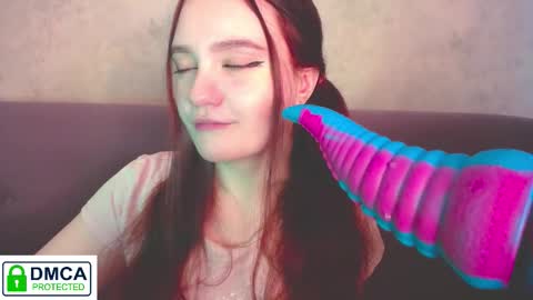 Alyssa online show from October 30, 9:54 am