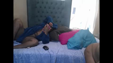 alyssabrownx online show from April 25, 12:51 pm