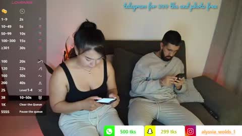 alyssia wolds online show from July 1, 2:09 am