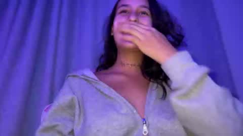 alyssy_nc online show from September 12, 3:08 am