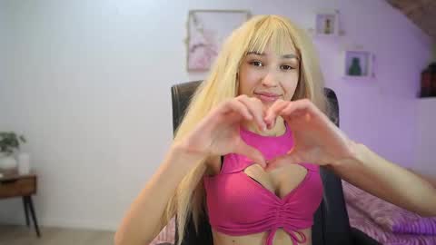 Amai  Liu online show from January 7, 10:09 am