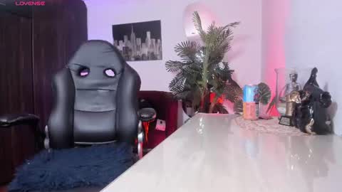 anny online show from June 23, 3:25 am