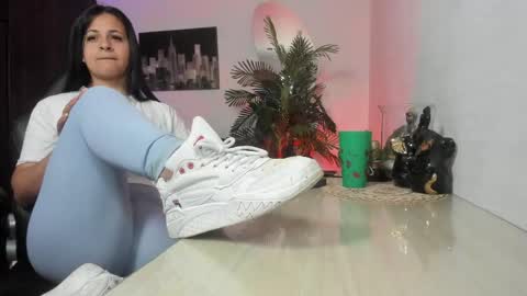anny online show from April 27, 1:58 am