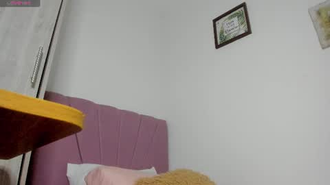 Amaia Mendoza online show from June 13, 11:37 pm