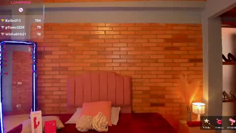Hi Im AmaiaHelp me reach 100 likes online show from June 21, 9:10 pm