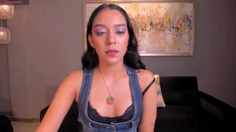 Amalia cruss online show from October 8, 8:59 pm