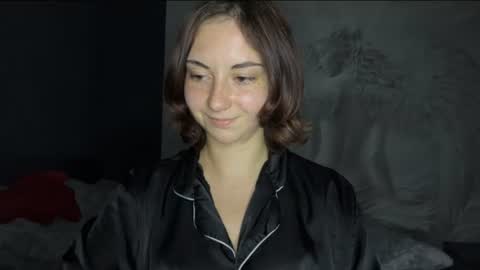 amalia_lambert13 online show from June 24, 8:49 pm