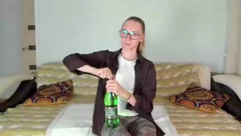 Amalia online show from July 10, 10:20 am
