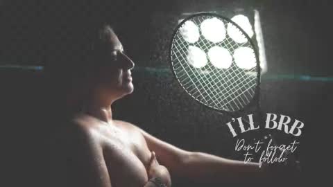 Amalia Im Back See you soon this January 7 at 10 pm Colombia time online show from September 18, 10:47 pm