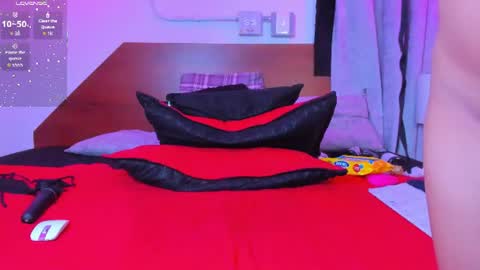 amanda29_ online show from June 11, 12:32 am