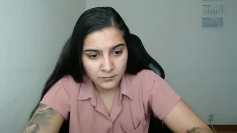 The queen of the biceps  online show from February 23, 6:26 am